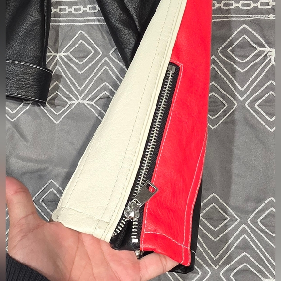 Urban Outfitters Jordan Faux Leather Racer Moto Jacket Size Small - Picture 4 of 10